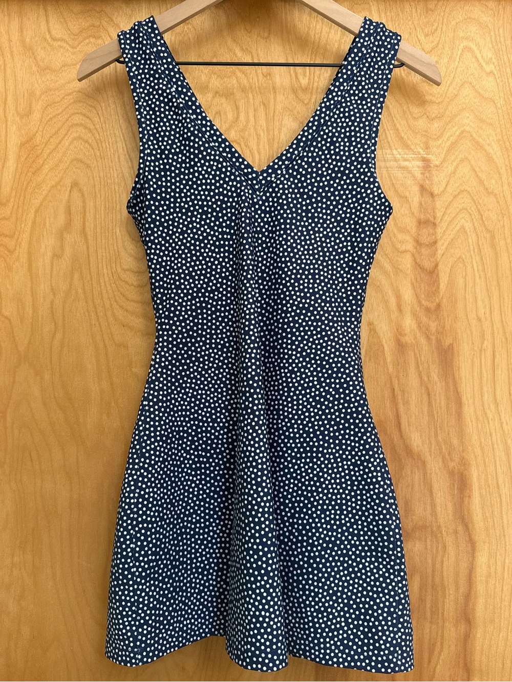 Small A+F YPB Sculpt Lux Navy Blue Polka Dot V‑Neck Dress